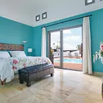 Villa Capricho